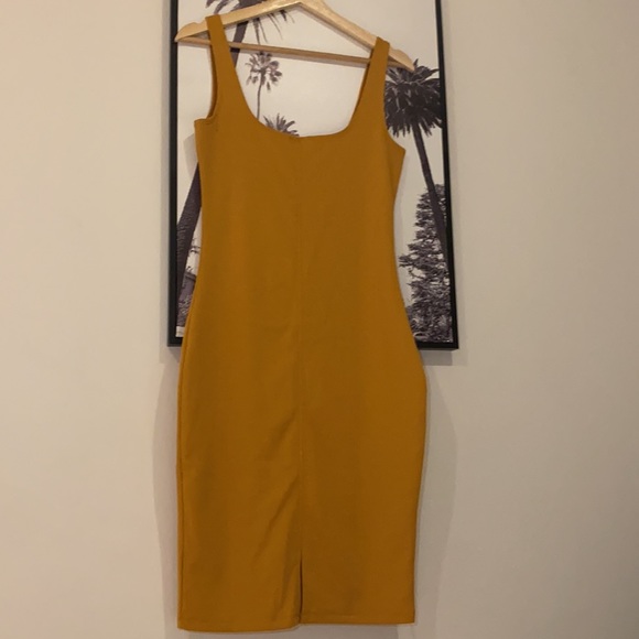Mustard yellow bodycon Cotton:On MIDI dress size Medium NWOT - Picture 5 of 6